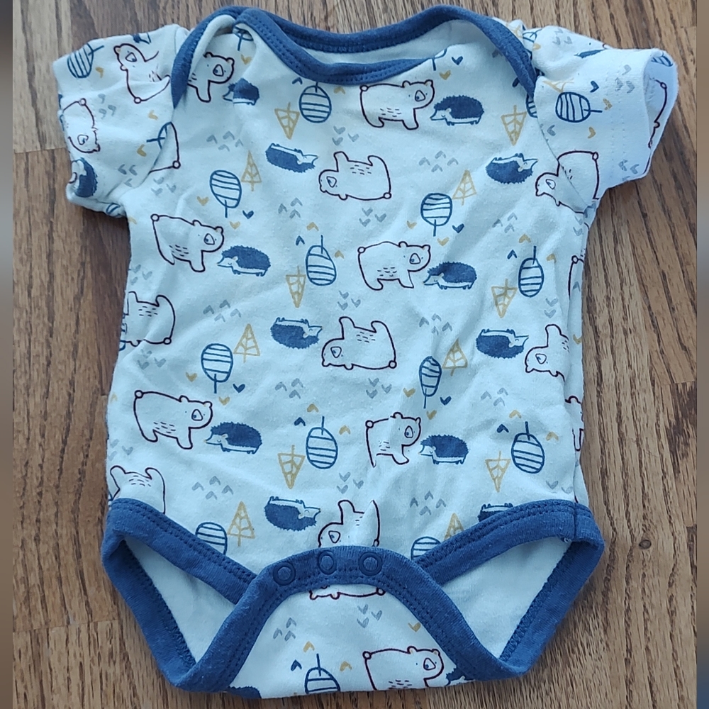 Bear onsie